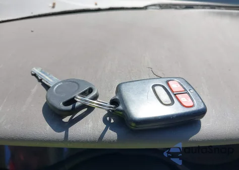 2001 Chevrolet Malibu z USA, uszkodzony, nr VIN 1G1ND52J616109826